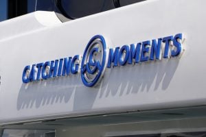 Signs on yacht - flyachtsigns.com (4)